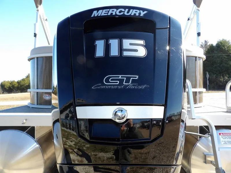 Slide: The Image of Mercury 115 CT Command Thrust engine on 2025 Bennington S Quad Bench 21 SSR boat. - 40