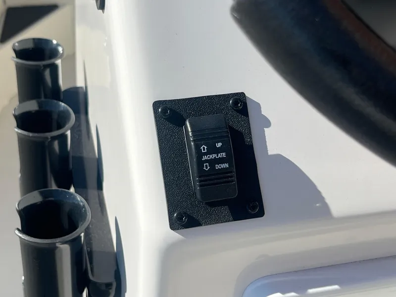 Slide: The Image of Ranger RB190 2024 - 21