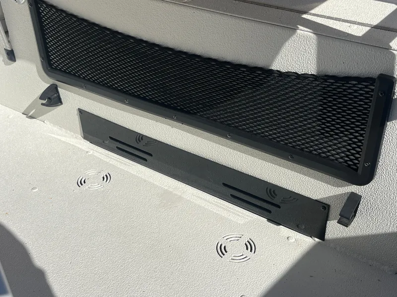 Slide: The Image of Ranger RB190 2024 - 27