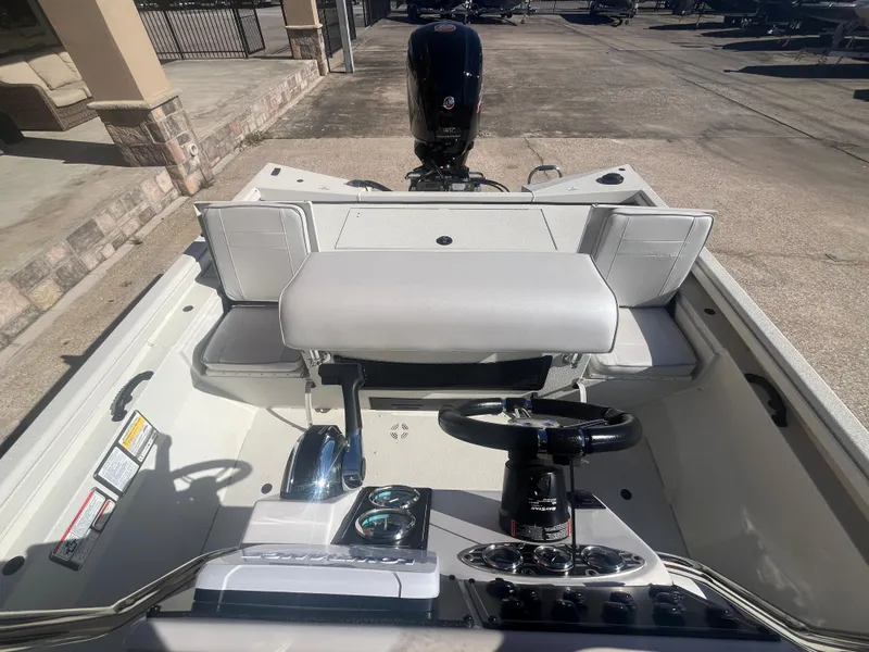 Slide: The Image of Ranger RB190 2024 - 30