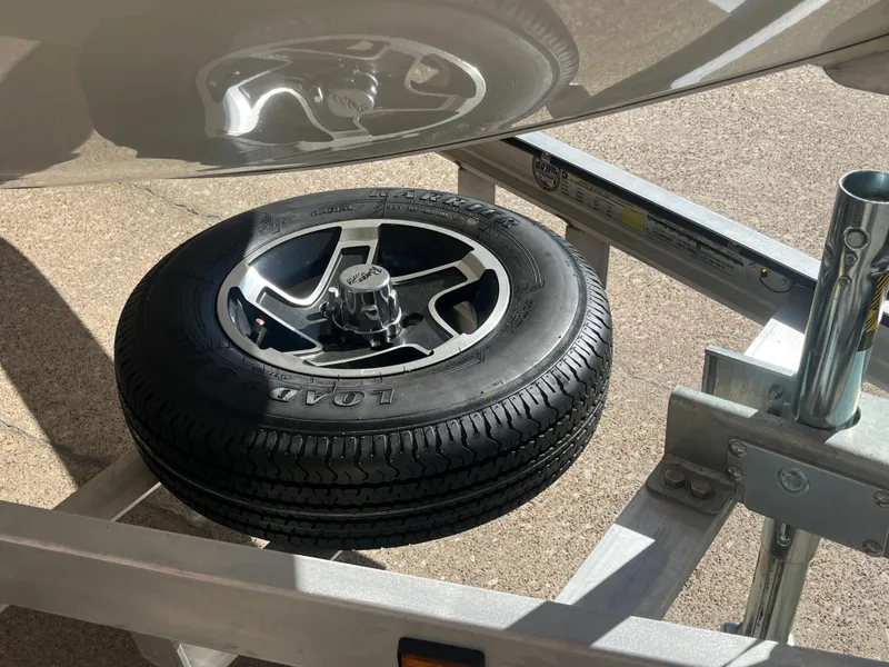 Slide: The Image of Ranger RB190 2024 - 7