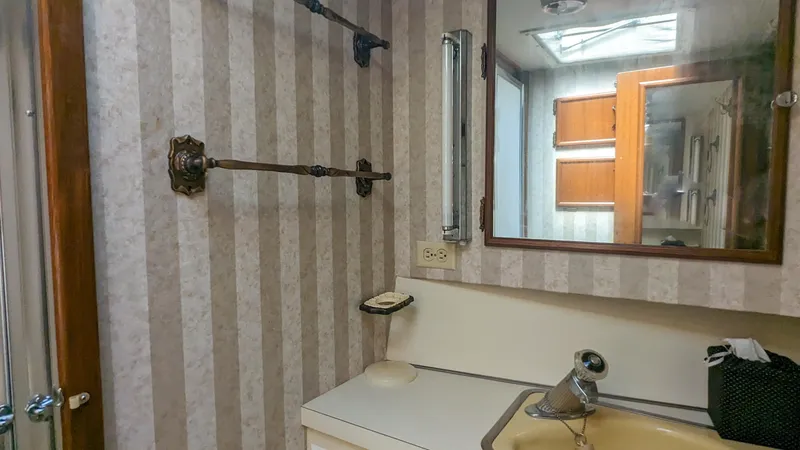 Slide: The Image of Post 46 Sport Fisherman 1981 - 52