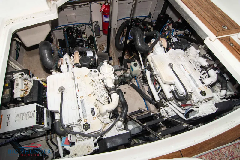 Slide: The Image of Sea Ray 410 Sundancer 2012 - 66