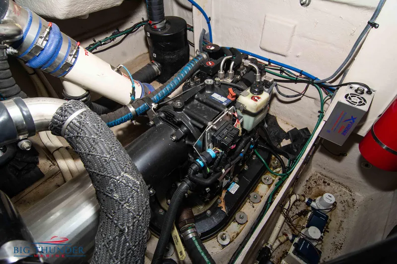 Slide: The Image of Sea Ray 410 Sundancer 2012 - 69