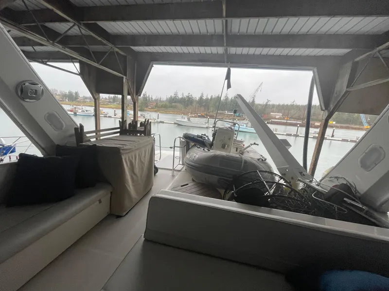 Slide: The Image of Bayliner 4788 Pilot House Motoryacht 1995 - 68