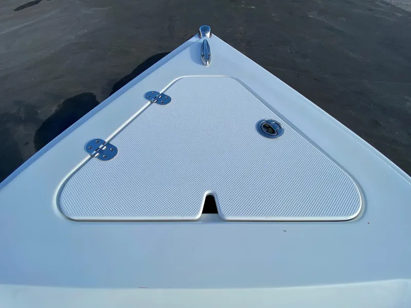 Slide: The Image of Bow of 2020 Glasstream 280 Pro-XS boat with hatch cover. - 27
