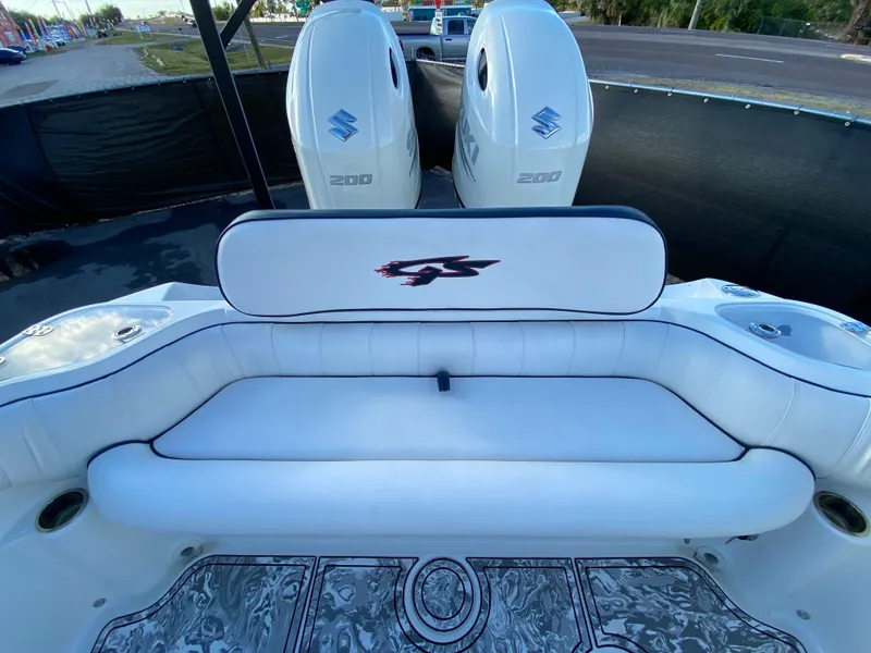 Slide: The Image of 2020 Glasstream 280 Pro-XS boat with dual Suzuki engines and cushioned seating. - 46