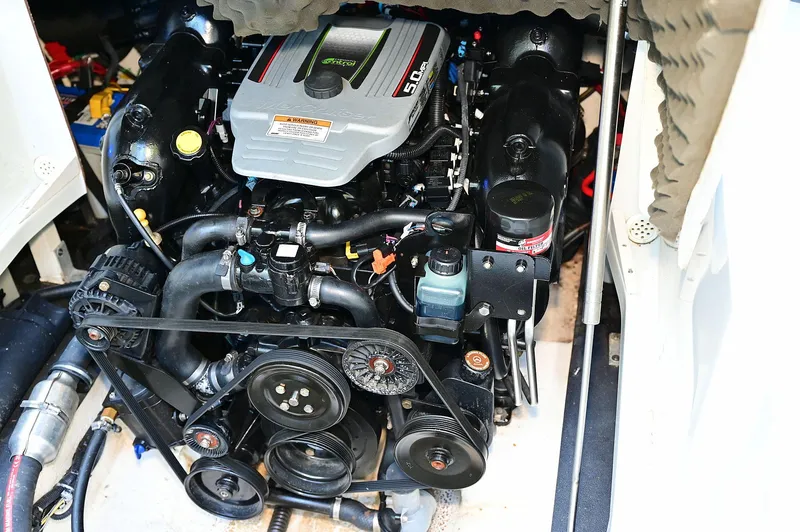 Slide: The Image of Crownline Boats 236 2015 - 101