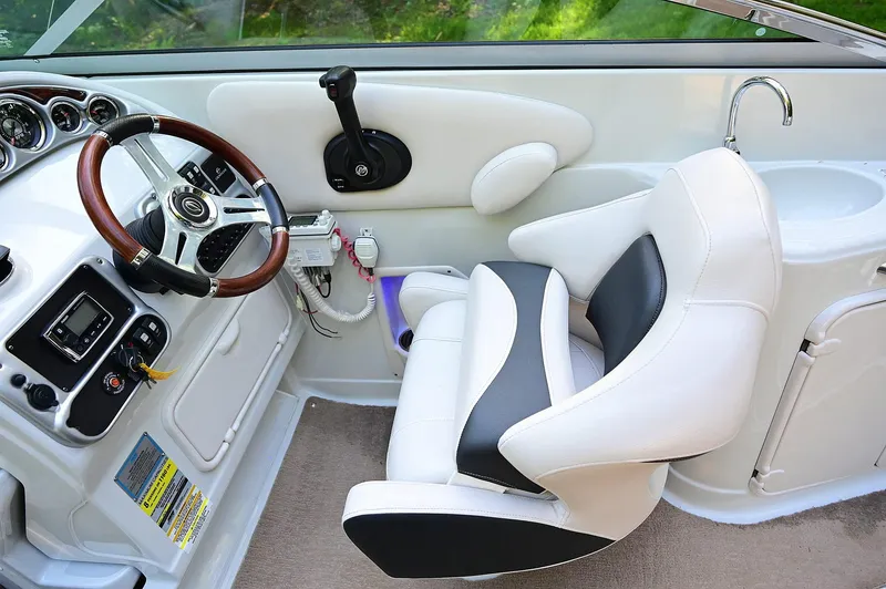 Slide: The Image of Crownline Boats 236 2015 - 67