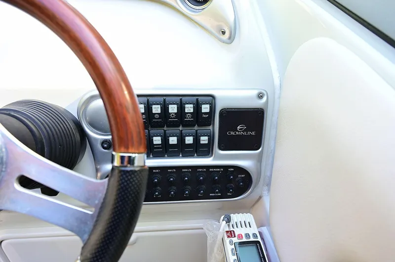 Slide: The Image of Crownline Boats 236 2015 - 69