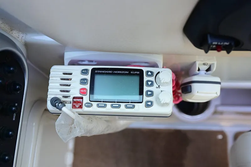 Slide: The Image of Crownline Boats 236 2015 - 74