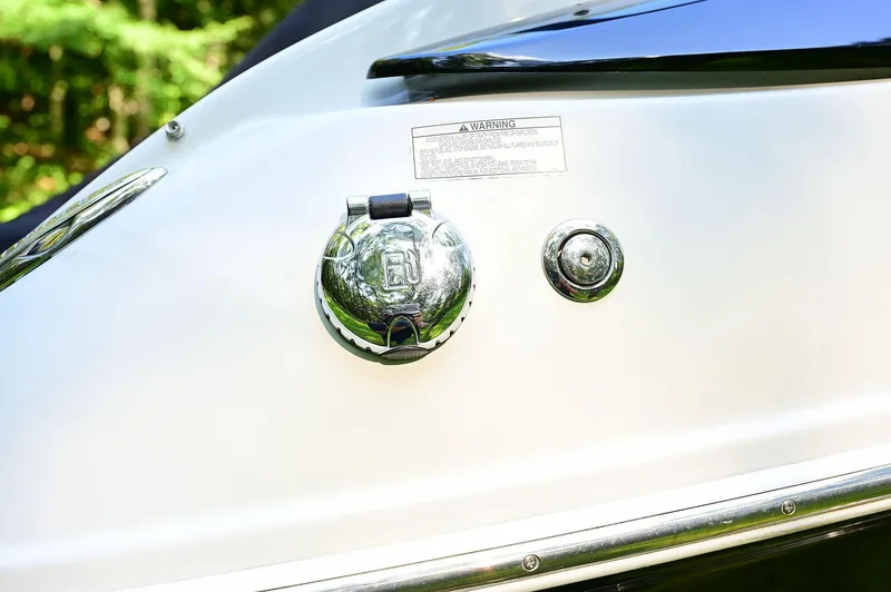 Slide: The Image of Crownline Boats 236 2015 - 78