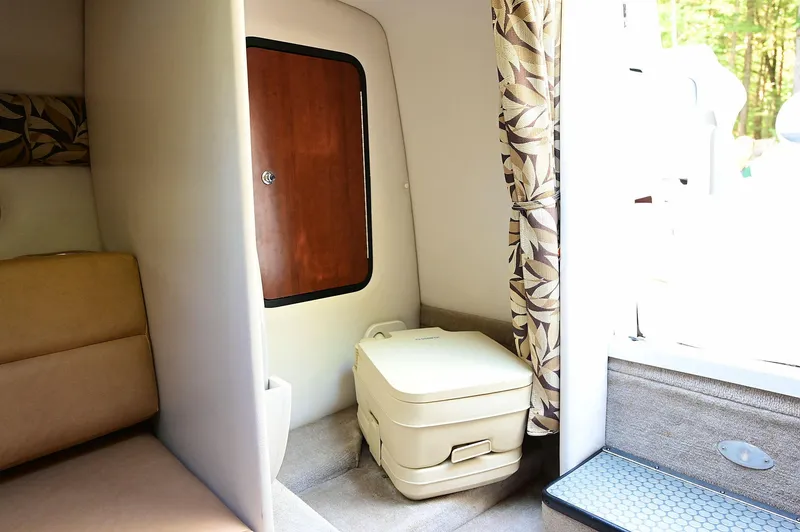 Slide: The Image of Crownline Boats 236 2015 - 81