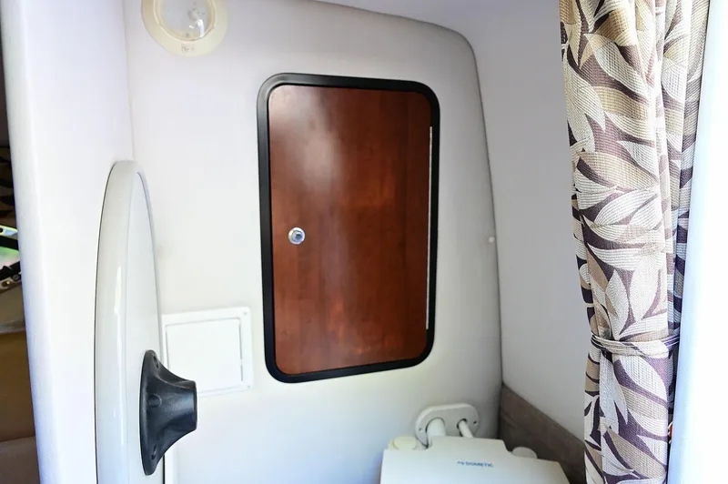 Slide: The Image of Crownline Boats 236 2015 - 82