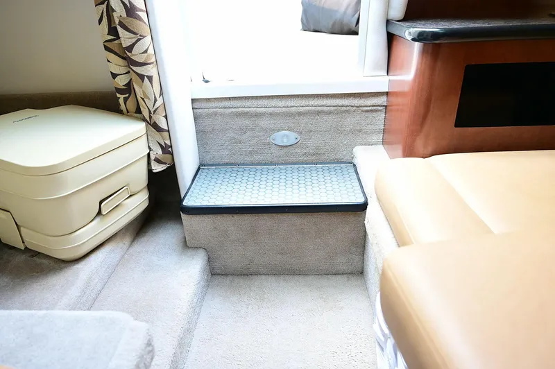 Slide: The Image of Crownline Boats 236 2015 - 83