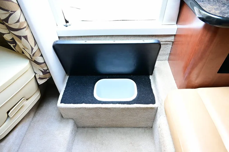 Slide: The Image of Crownline Boats 236 2015 - 84