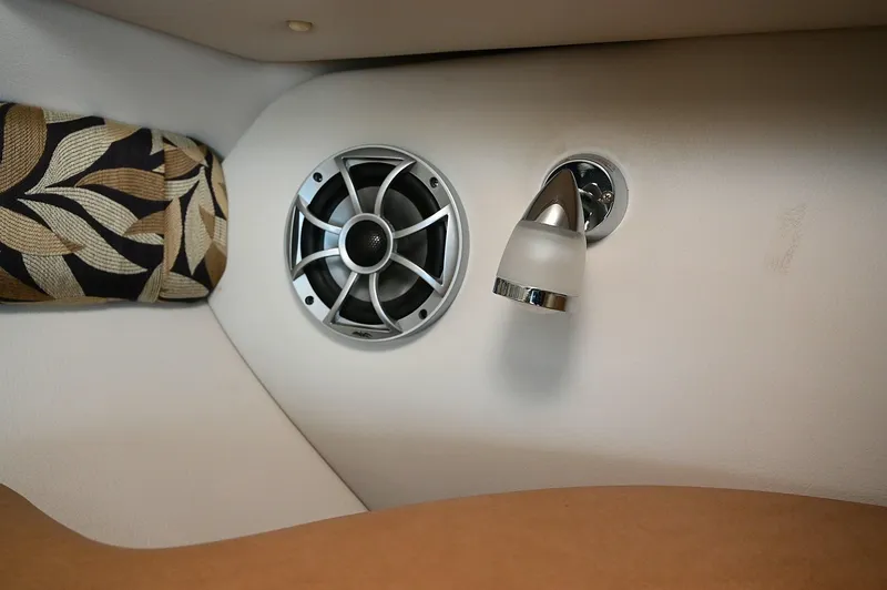 Slide: The Image of Crownline Boats 236 2015 - 91