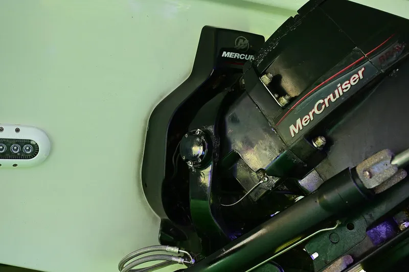 Slide: The Image of Crownline Boats 236 2015 - 97