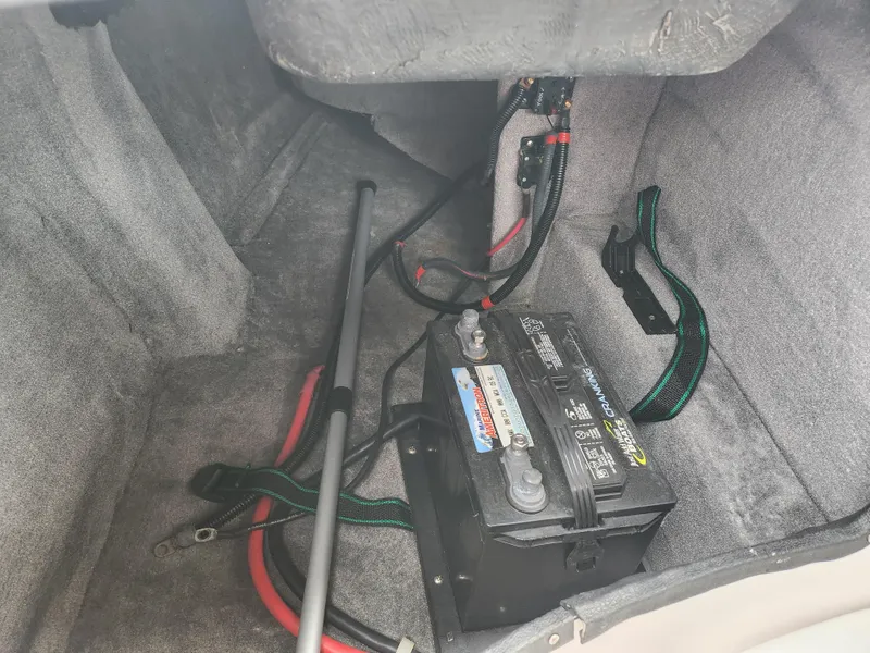 Slide: The Image of 2004 Supra Launch SSV battery compartment with cables and equipment. - 20