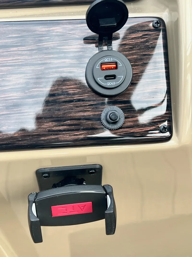 Slide: The Image of Sylvan Mirage 8520 Cruise 2025 - 24