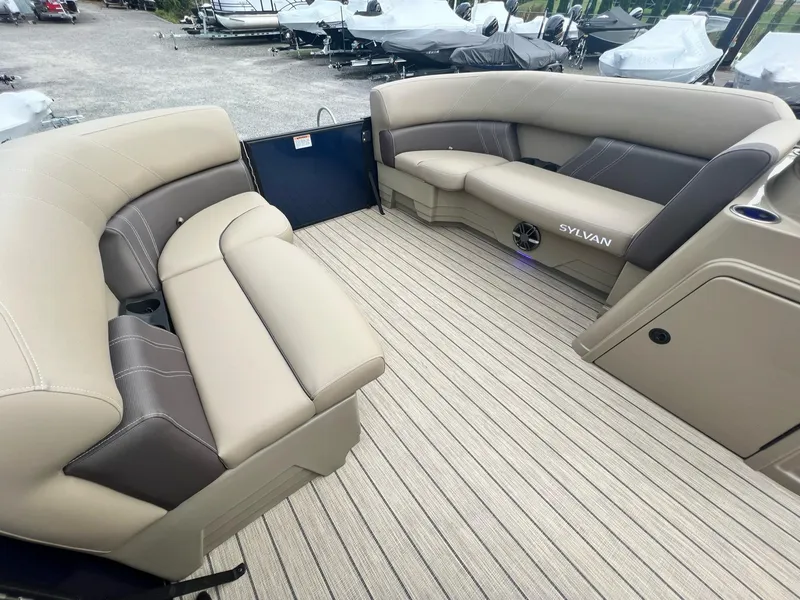 Slide: The Image of Sylvan Mirage 8520 Cruise 2025 - 36