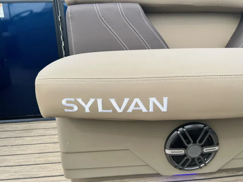 Slide: The Image of Sylvan Mirage 8520 Cruise 2025 - 40