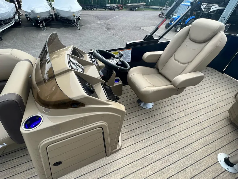 Slide: The Image of Sylvan Mirage 8520 Cruise 2025 - 9