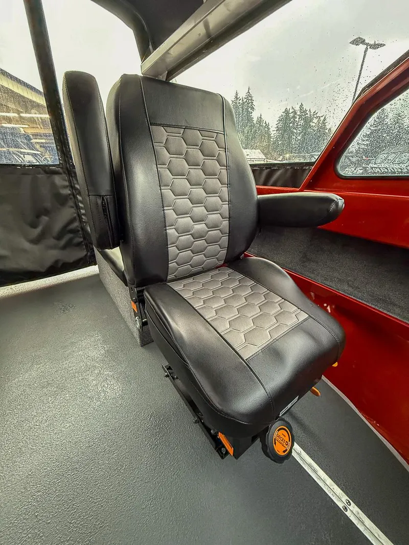 Slide: The Image of North River 23' Seahawk 2025 - 7