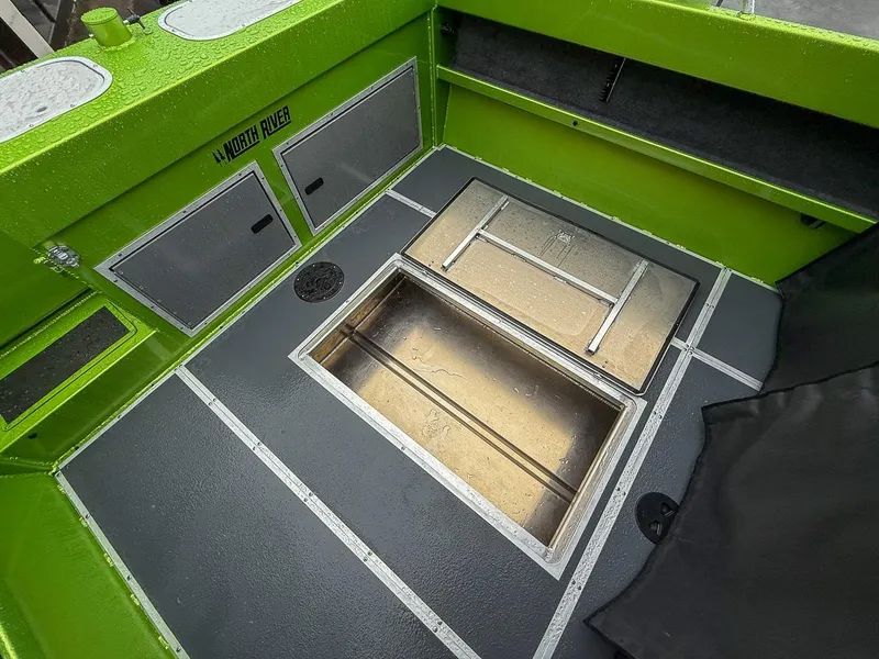 Slide: The Image of North River 22' Seahawk 2025 - 12