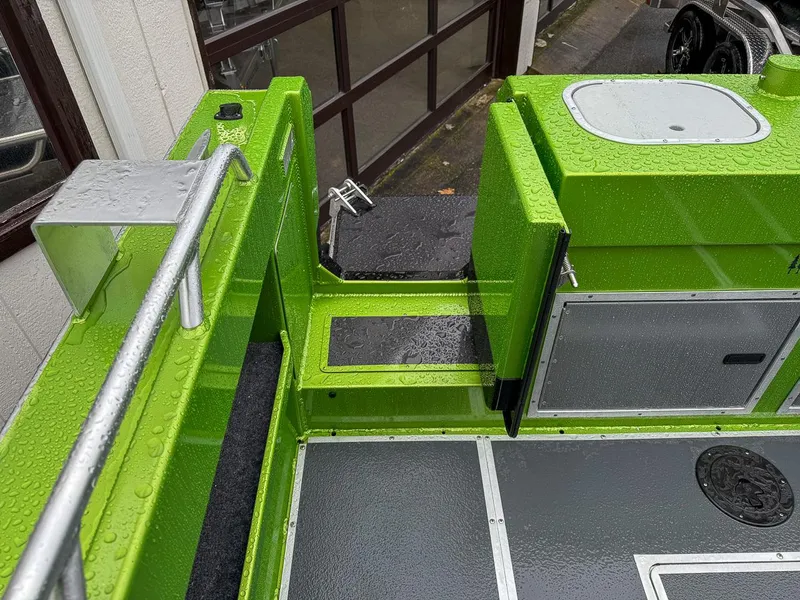 Slide: The Image of North River 22' Seahawk 2025 - 15