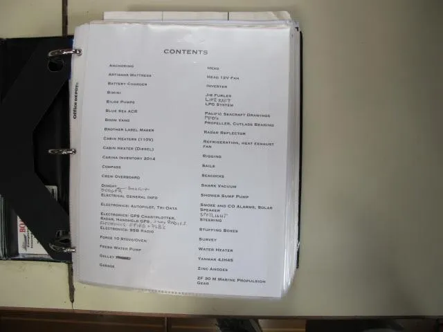 Slide: The Image of Binder with contents list for Pacific Seacraft PS37, 1987 model. - 43