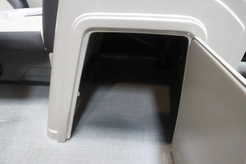 Slide: The Image of Starcraft EXS 1 2025 - 18