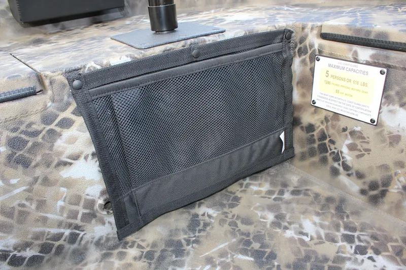 Slide: The Image of Mesh storage pocket on 2025 Excel 1860 F4 Shallow Water boat interior. - 14