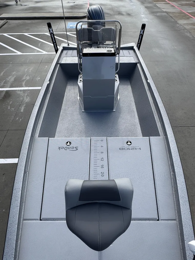 Slide: The Image of Xpress H210 BAY 2025 - 20