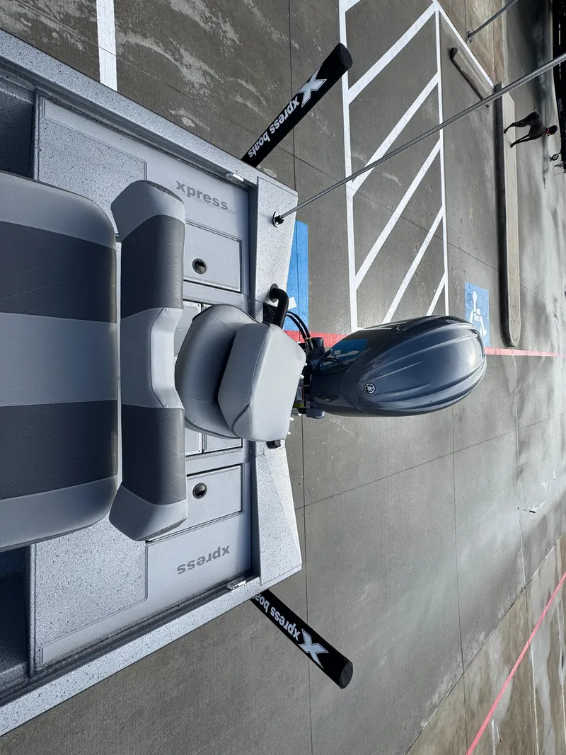 Slide: The Image of Xpress H210 BAY 2025 - 21