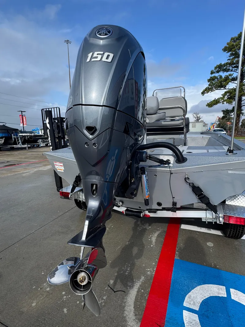 Slide: The Image of Xpress H210 BAY 2025 - 6