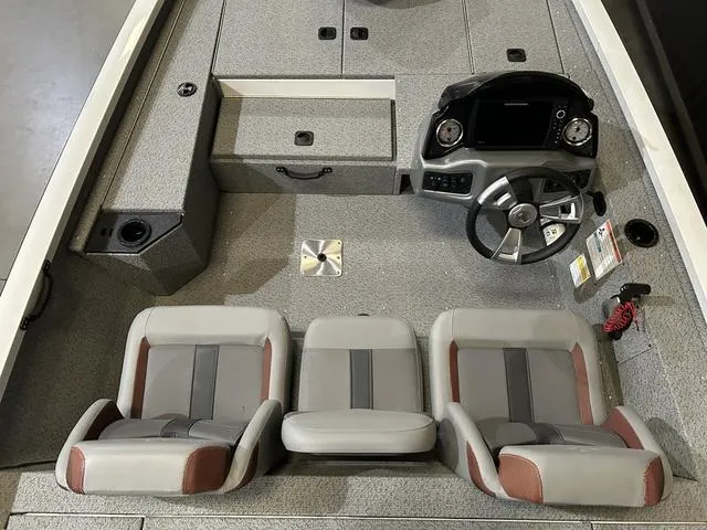 Slide: The Image of G3 Sportsman 1710 PFX W/ Yamaha 90 2024 - 13