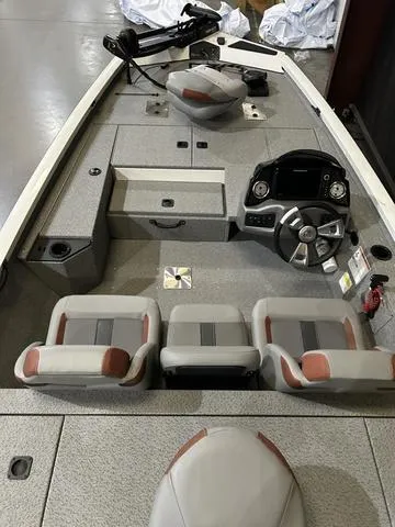 Slide: The Image of G3 Sportsman 1710 PFX W/ Yamaha 90 2024 - 5