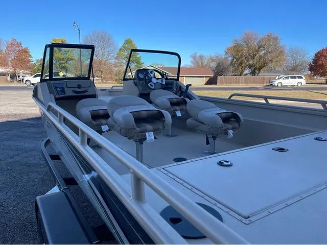 Slide: The Image of G3 Sportsman 2400 2025 - 4