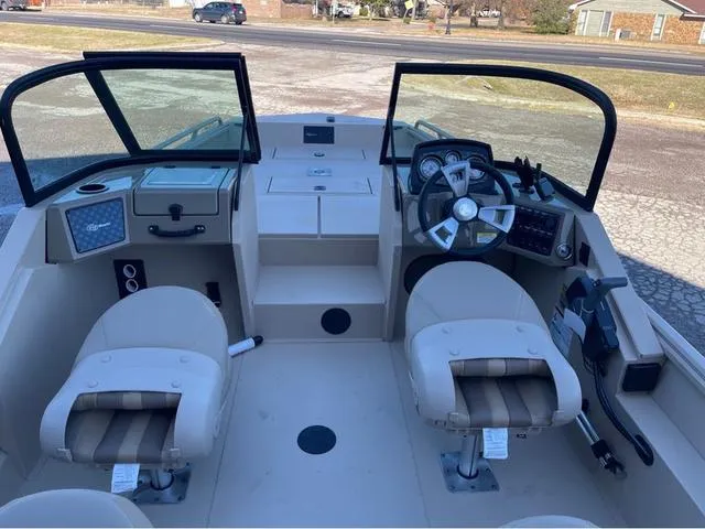 Slide: The Image of G3 Sportsman 2400 2025 - 7