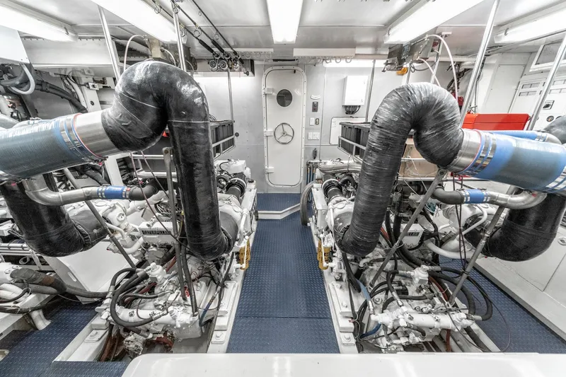 Slide: The Image of Nordlund Cockpit Motor Yacht 1995 - 53