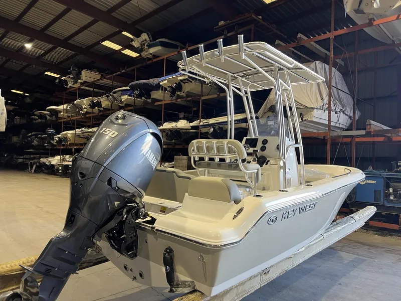 Slide: The Image of Key West Family Sportsman 189FS 2025 - 6