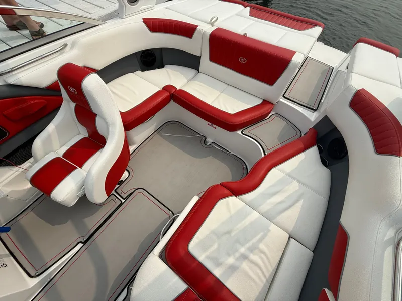 Slide: The Image of Cobalt 200S 2020 - 287