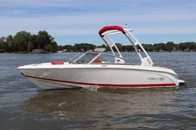 Slide: The Image of Cobalt 200S 2020 - 313