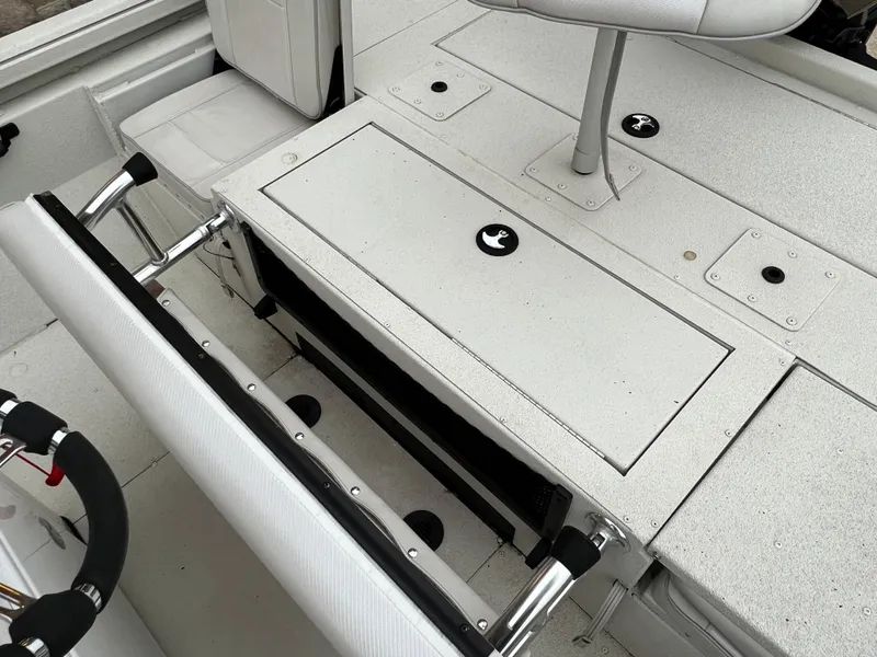 Slide: The Image of Ranger RB210 2024 - 27