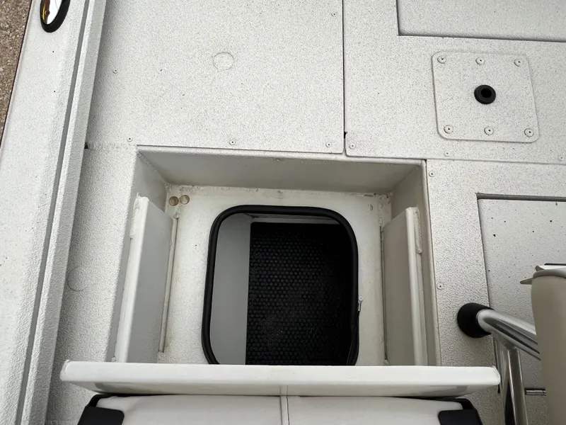 Slide: The Image of Ranger RB210 2024 - 30