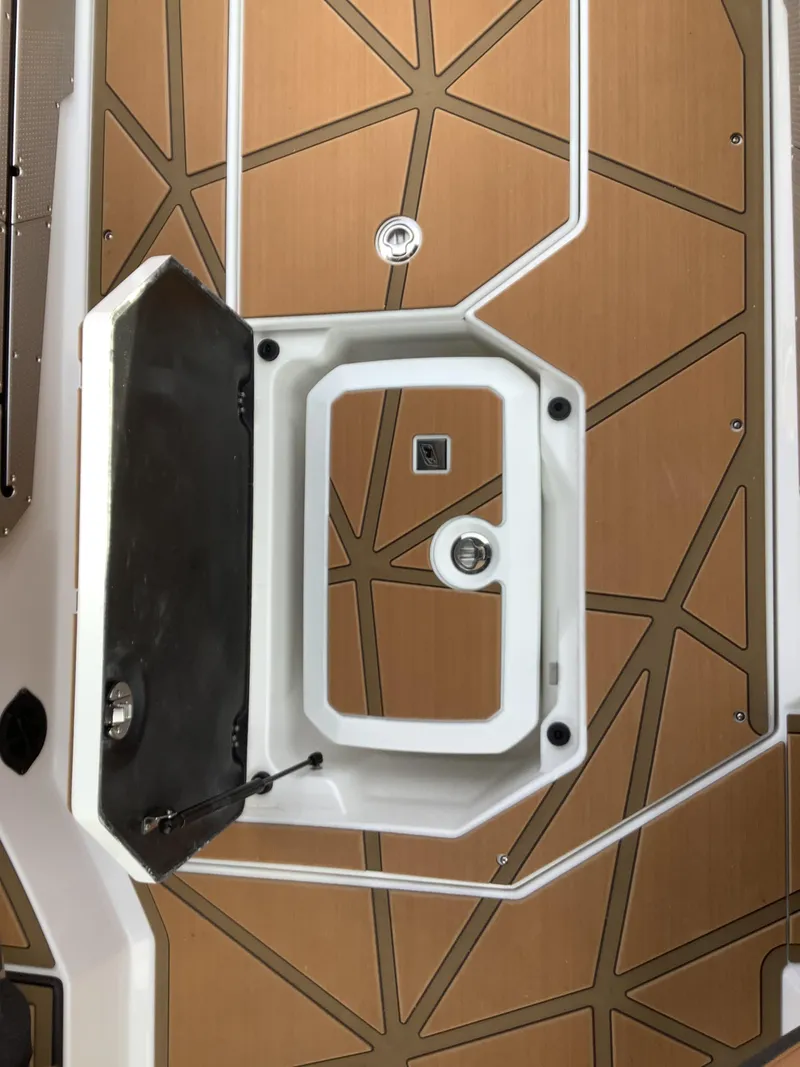 Slide: The Image of Nautique Super Air Nautique G25 Paragon 2025 - 14