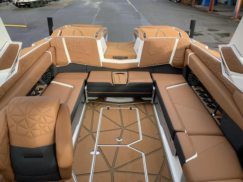 Slide: The Image of Nautique Super Air Nautique G25 Paragon 2025 - 5