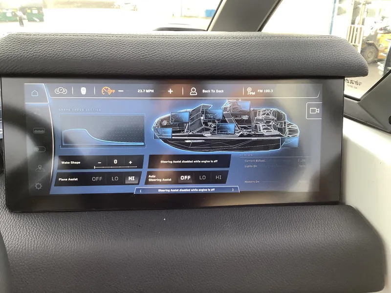 Slide: The Image of Nautique Super Air Nautique G25 Paragon 2025 - 9