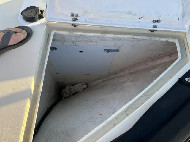 Slide: The Image of Grand Banks 38 Eastbay EX 1999 - 55